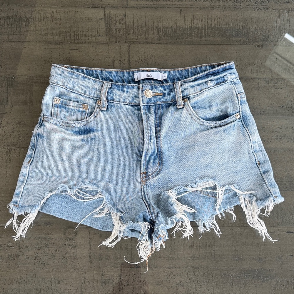 Adika‎ Light Blue Distressed Jean Shorts. Womens Size S. Waist 27 in